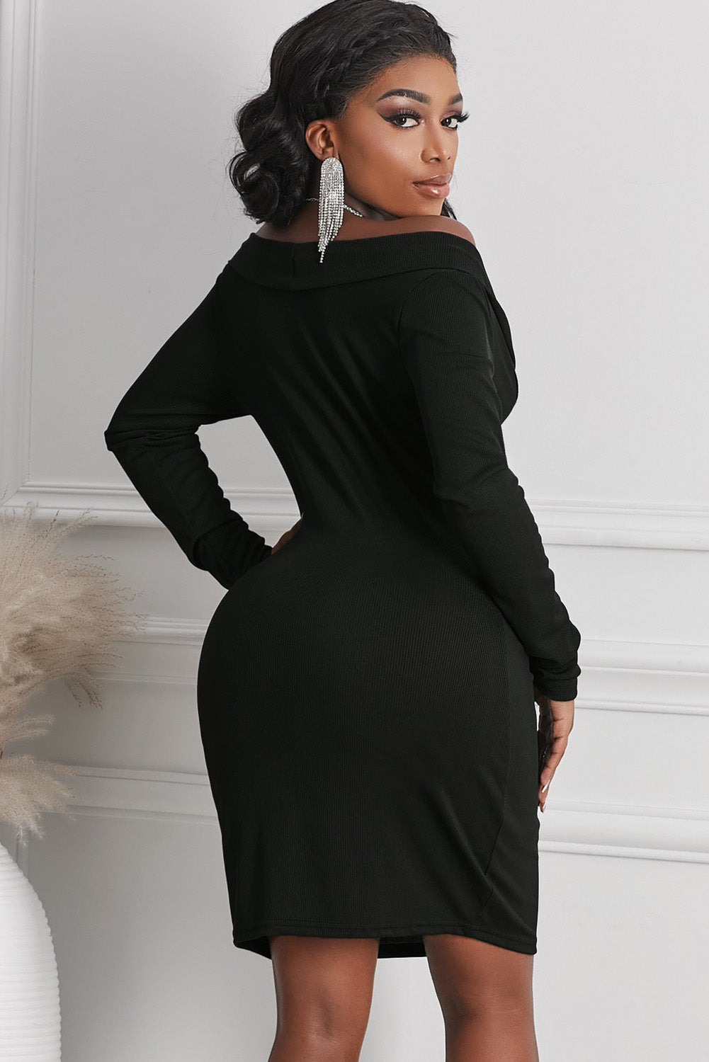 Long Sleeve Plunge Ribbed Bodycon Dress THE EXCLUSIVE EMERALD Long Sleeve Plunge Ribbed Bodycon Dress THE EXCLUSIVE EMERALD