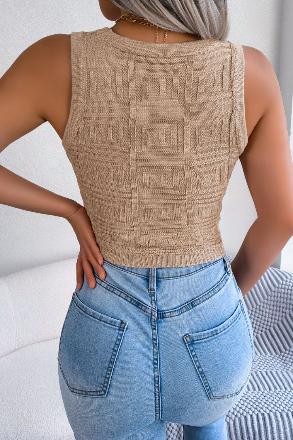 Chic Cutout Sleeveless Knit Top